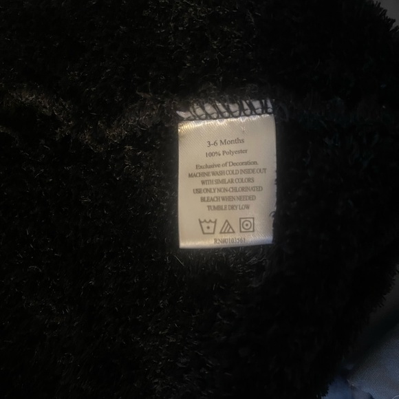 Harley Davidson knit hat with booties - Picture 4 of 5